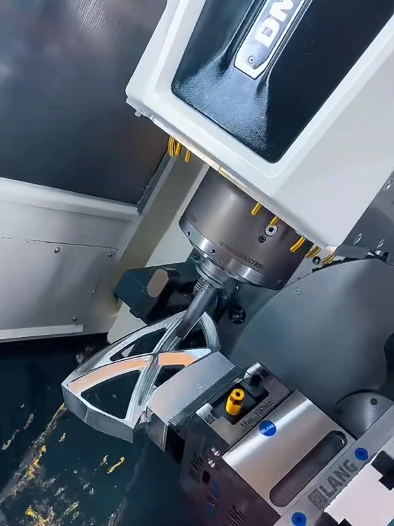 精密フライス加工